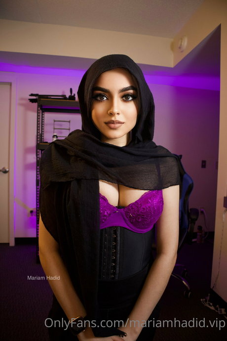 Nacktes geleaktes OnlyFans-Foto von Mariam Hadid