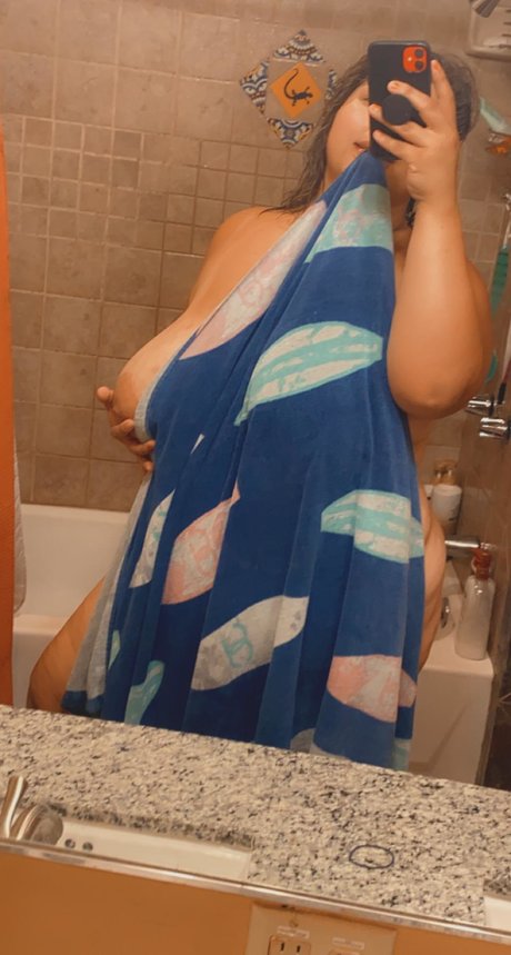 Nacktes geleaktes OnlyFans-Foto von Bbw Essence Xoxo