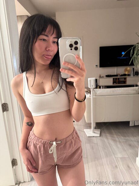 Yunaof
