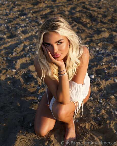 Nacktes geleaktes OnlyFans-Foto von Maximecae