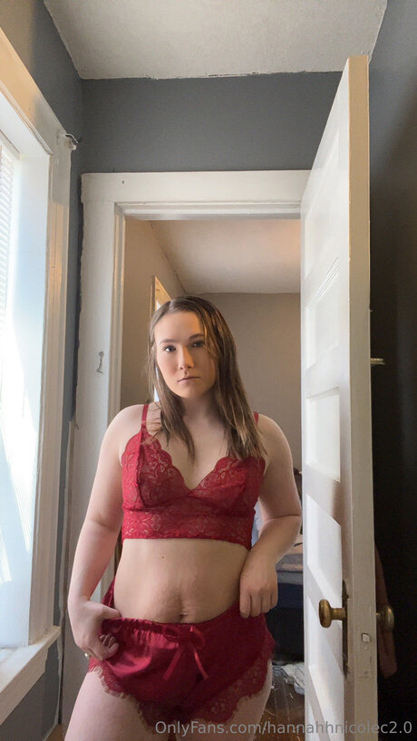 Nacktes geleaktes OnlyFans-Foto von Hannahhnicolec2 0