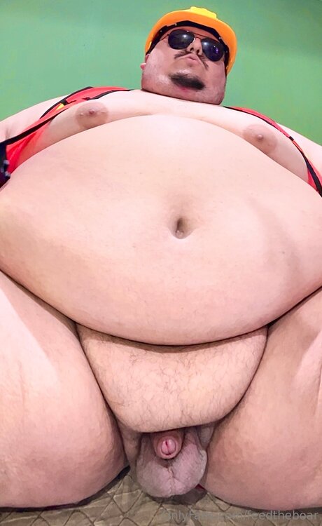 Nacktes geleaktes OnlyFans-Foto von Feedtheboar