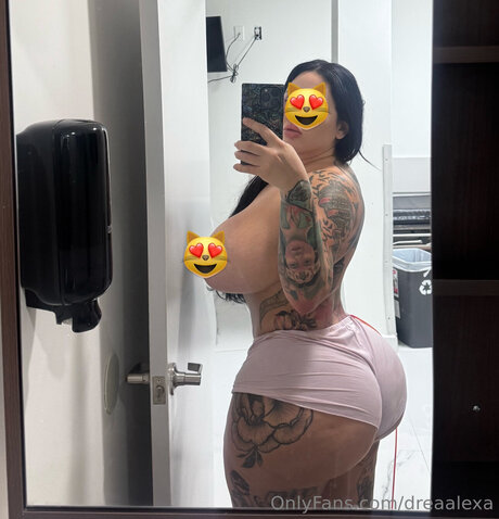 Nacktes geleaktes OnlyFans-Foto von Dreaalexa