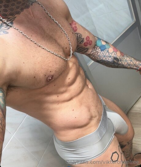 Nacktes geleaktes OnlyFans-Foto von Viktoroneefree