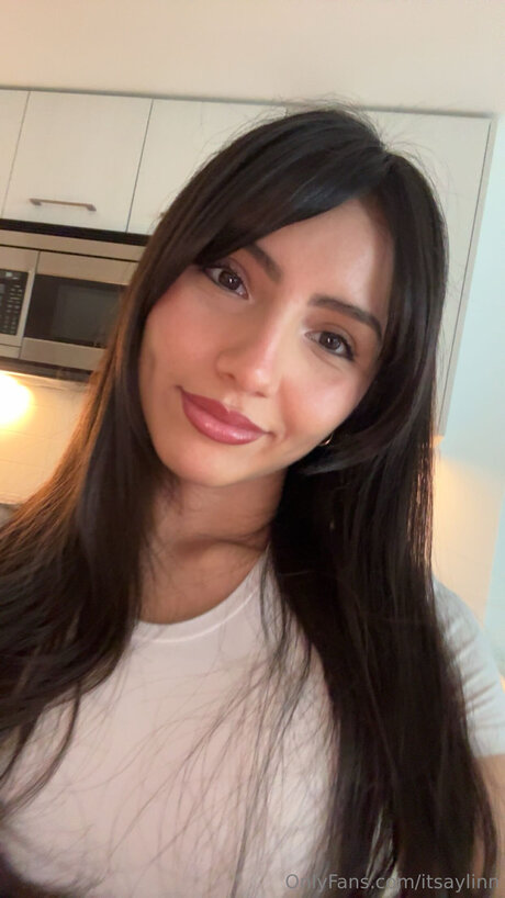 Nacktes geleaktes OnlyFans-Foto von Itsaylinn