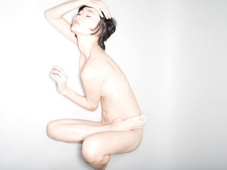 Nacktes geleaktes OnlyFans-Foto von Miki Hamano