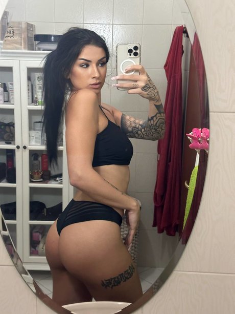 Nacktes geleaktes OnlyFans-Foto von Valentina Pace