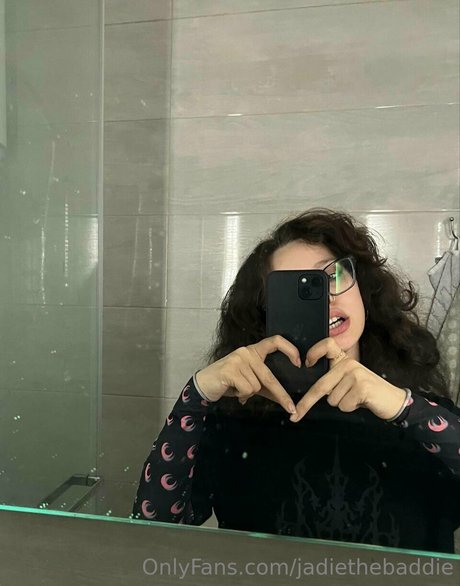 Nacktes geleaktes OnlyFans-Foto von Jadie The Baddie