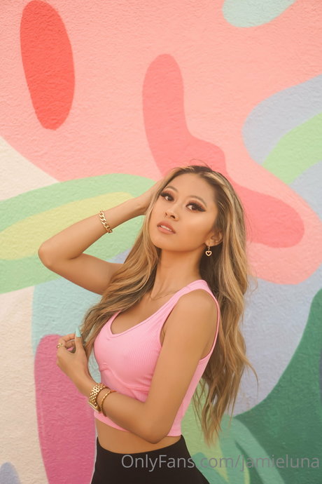 Jamie Luna