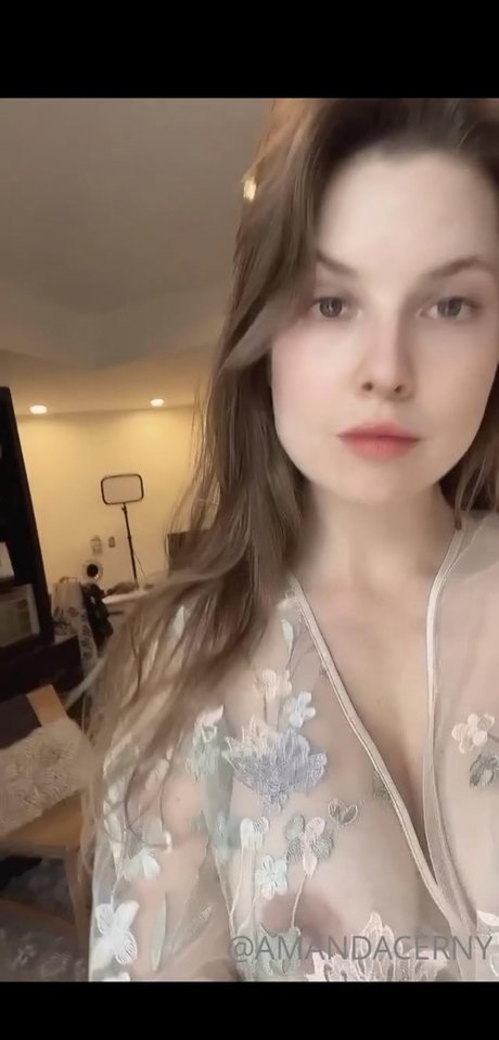 Amanda Cerny