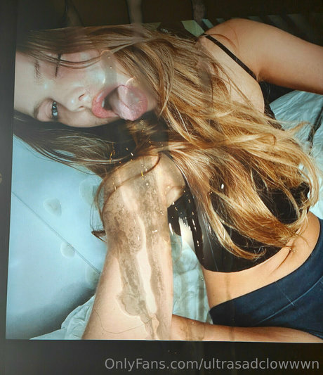 Nacktes geleaktes OnlyFans-Foto von Ultrasadclowwwn