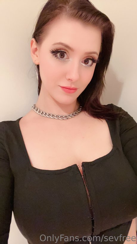 Seviria Cosplay