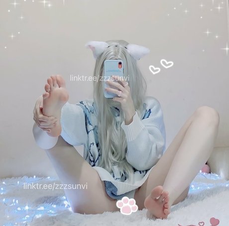 Nacktes geleaktes OnlyFans-Foto von Zzzsunvi