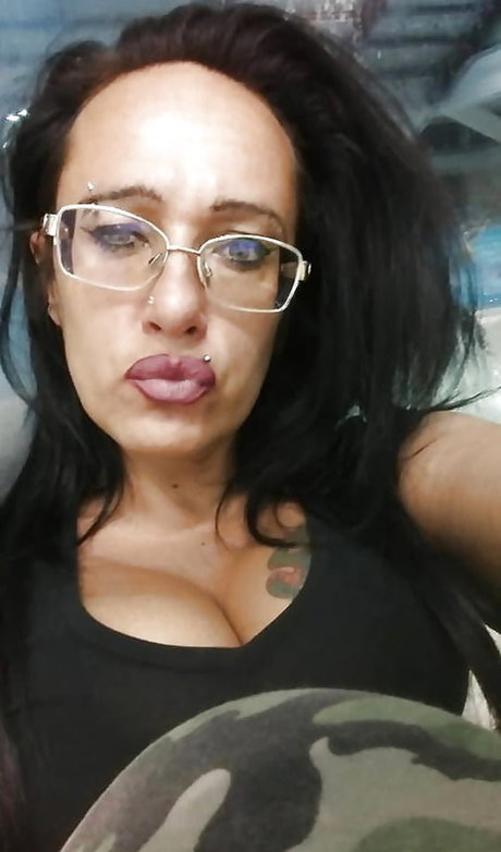 Nacktes geleaktes OnlyFans-Foto von Zrenjanin