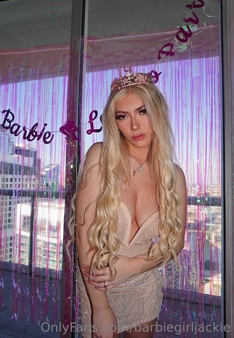 Nacktes geleaktes OnlyFans-Foto von Barbiegirljackie