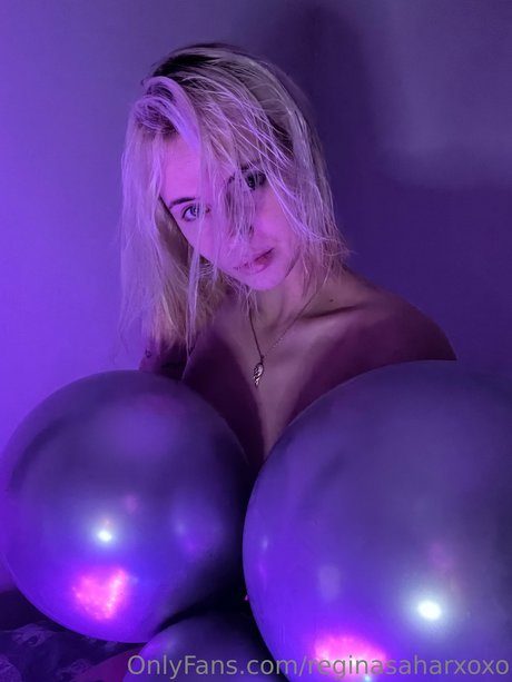 Nacktes geleaktes OnlyFans-Foto von Regina Sahar
