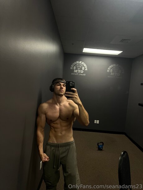 Nacktes geleaktes OnlyFans-Foto von Seanadams23