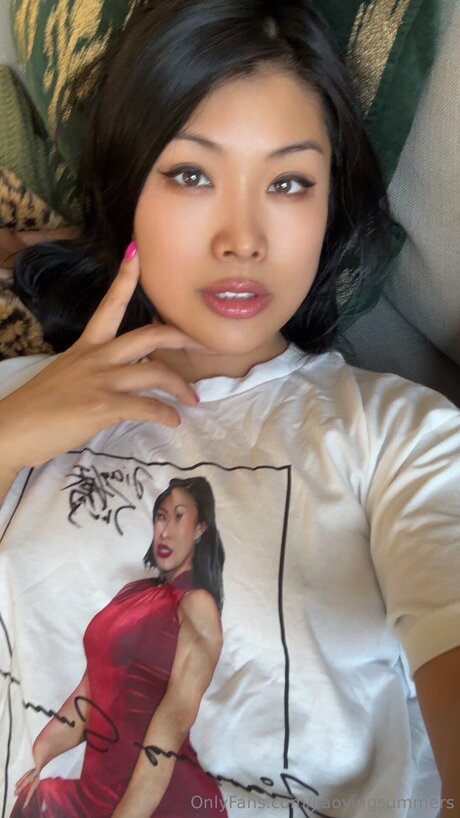 Nacktes geleaktes OnlyFans-Foto von Jiaoyingsummers