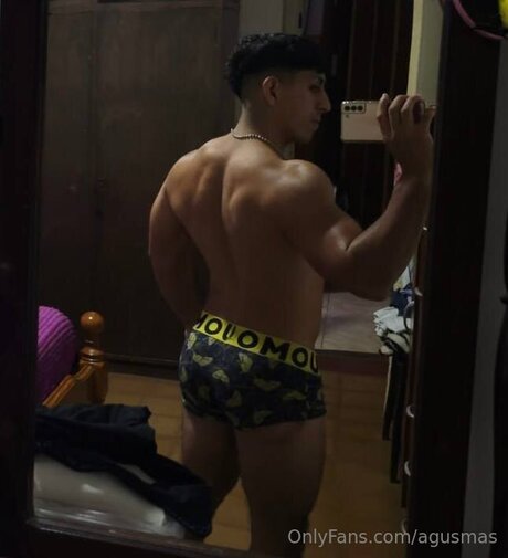 Nacktes geleaktes OnlyFans-Foto von Agusmas