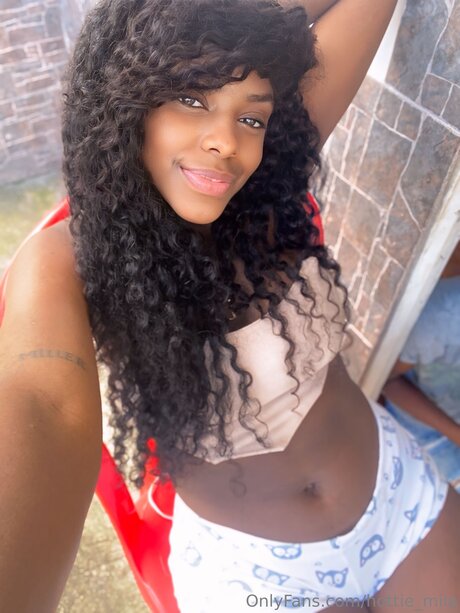 Nacktes geleaktes OnlyFans-Foto von Hottie Mila