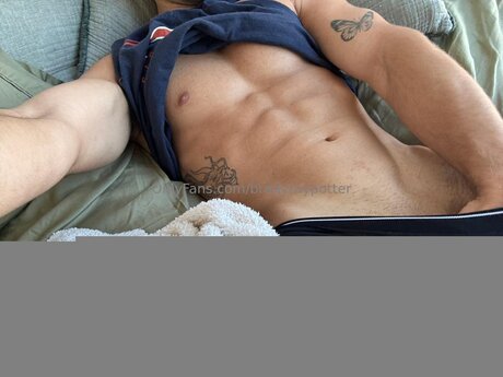 Nacktes geleaktes OnlyFans-Foto von Bradyraypotter