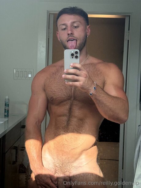 Nacktes geleaktes OnlyFans-Foto von Reilly Goldenvip