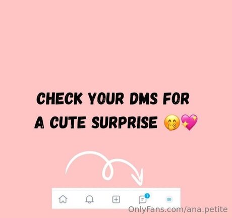 Nacktes geleaktes OnlyFans-Foto von Ana Petite