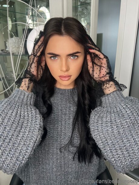 Bella Moore