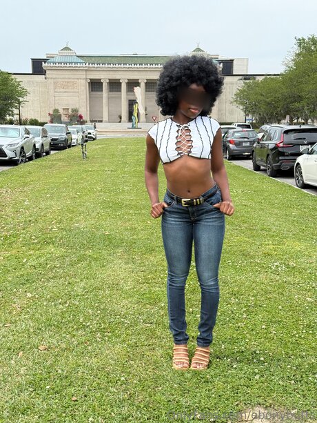 Ebonybutts