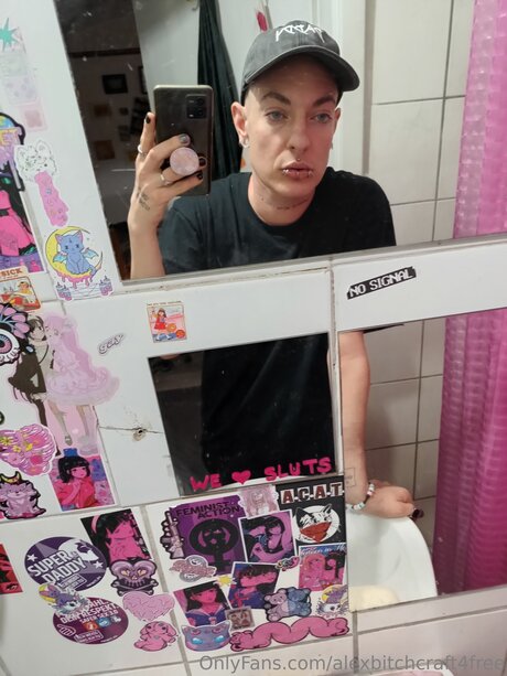 Alexbitchcraft4free
