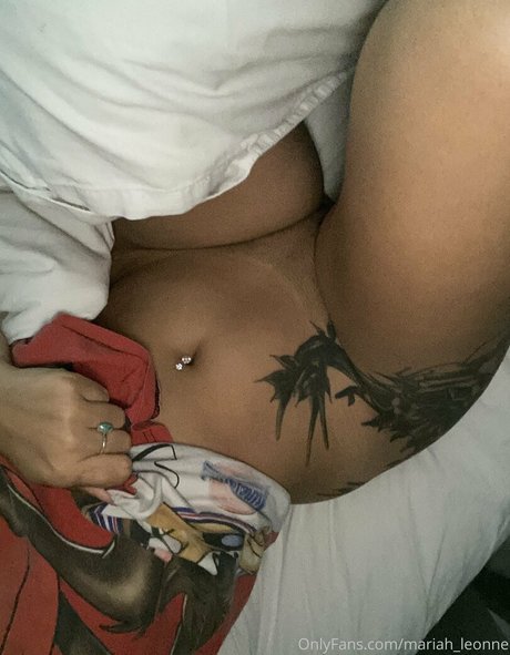 Nacktes geleaktes OnlyFans-Foto von Mariah Leonne