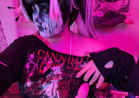 Nacktes geleaktes OnlyFans-Foto von Zomcel