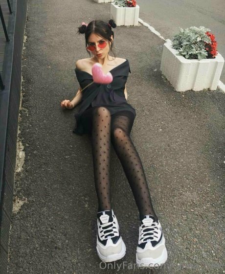 Nacktes geleaktes OnlyFans-Foto von Adelleda