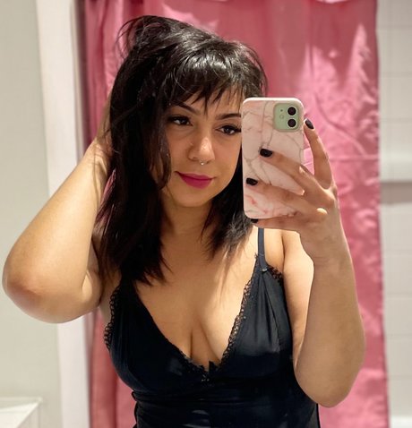 Nacktes geleaktes OnlyFans-Foto von Bekah