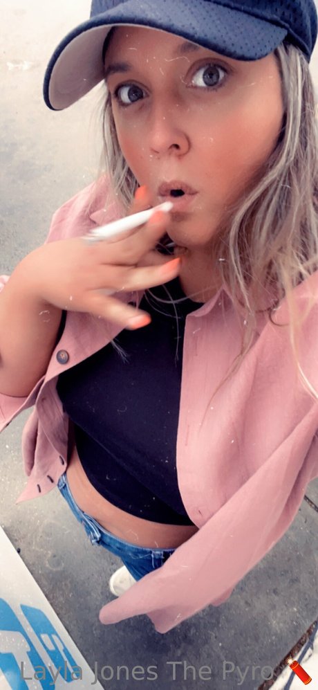 Nacktes geleaktes OnlyFans-Foto von Layla Jones