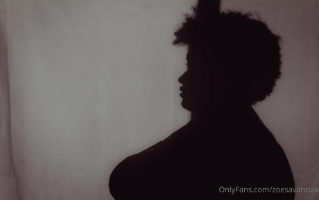 Nacktes geleaktes OnlyFans-Foto von Zoesavannax