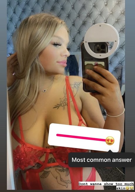 Nacktes geleaktes OnlyFans-Foto von Zoeellerington