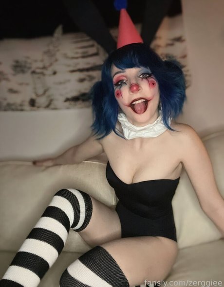 Nacktes geleaktes OnlyFans-Foto von Zerggiee