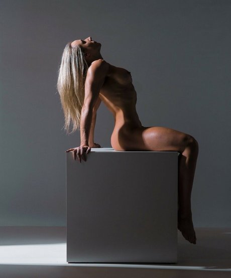 Nacktes geleaktes OnlyFans-Foto von Aline Hirth