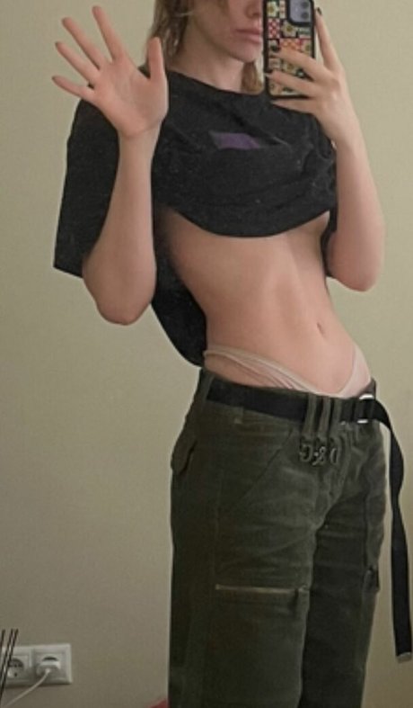 Nacktes geleaktes OnlyFans-Foto von Granitsysterty