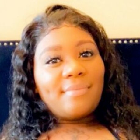 Sluttydimplesxo_