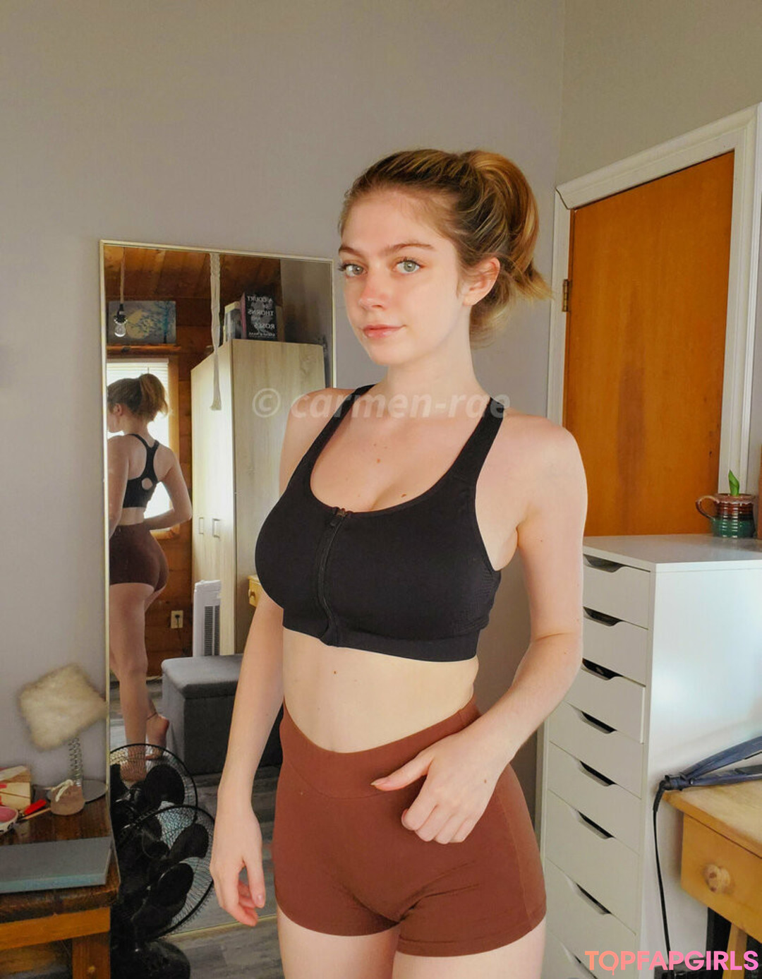 Nacktes geleaktes OnlyFans-Foto von Makoshake #1594
