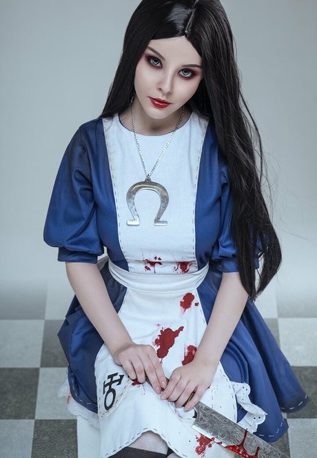 Helly Valentine