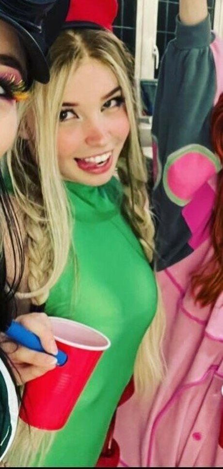Belle Delphine