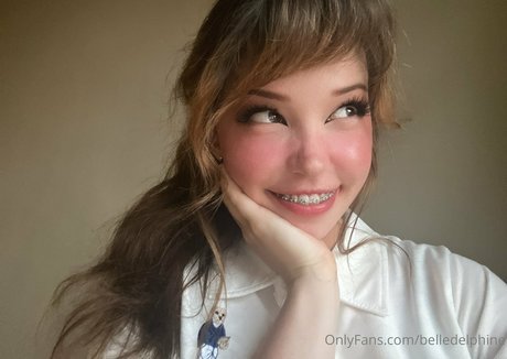Belle Delphine