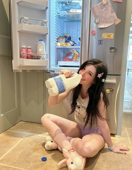 Belle Delphine