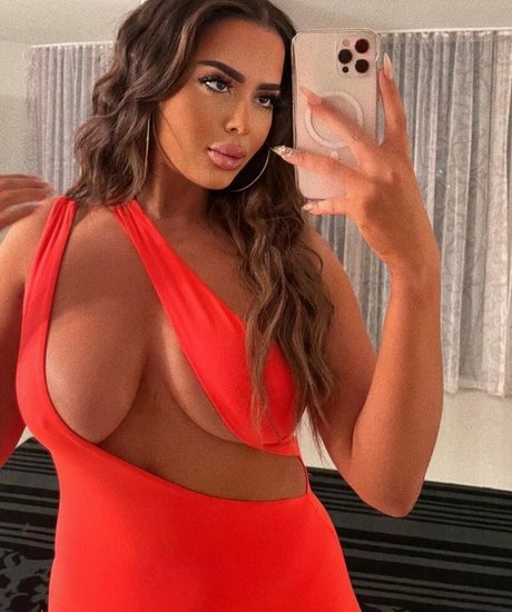 Nacktes geleaktes OnlyFans-Foto von Ghizlanexoxo