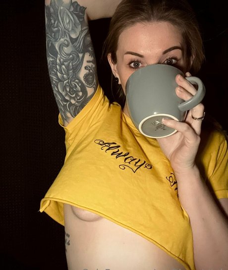 Nacktes geleaktes OnlyFans-Foto von Craftbeerbitch