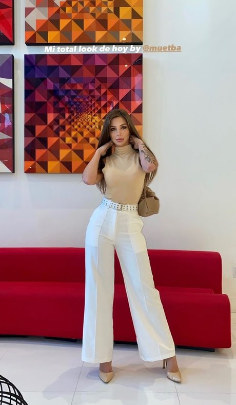 Nacktes geleaktes OnlyFans-Foto von Romina Malaspina