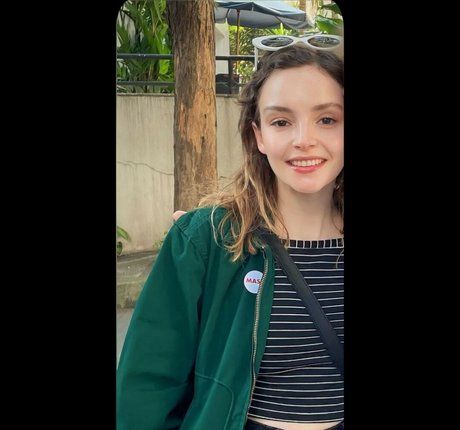 Lauren Mayberry